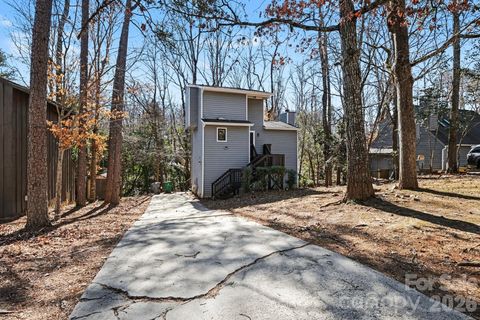 Photo of 2312 Brook Canyon Drive, Charlotte, NC 28212 (MLS # 4342912)