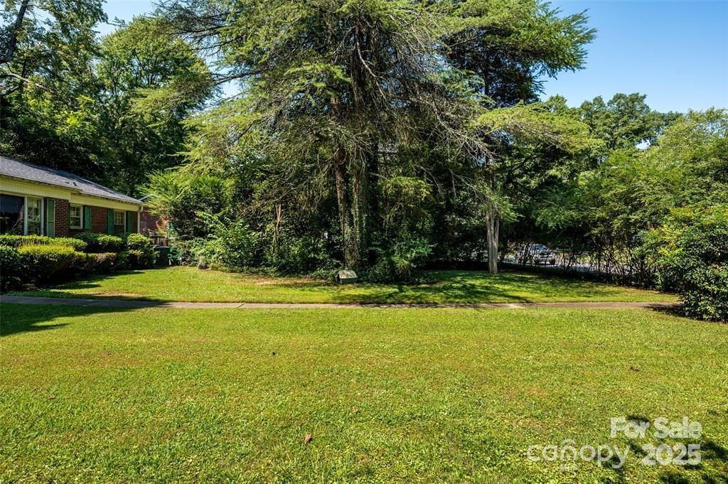 2250 Arnold Drive
