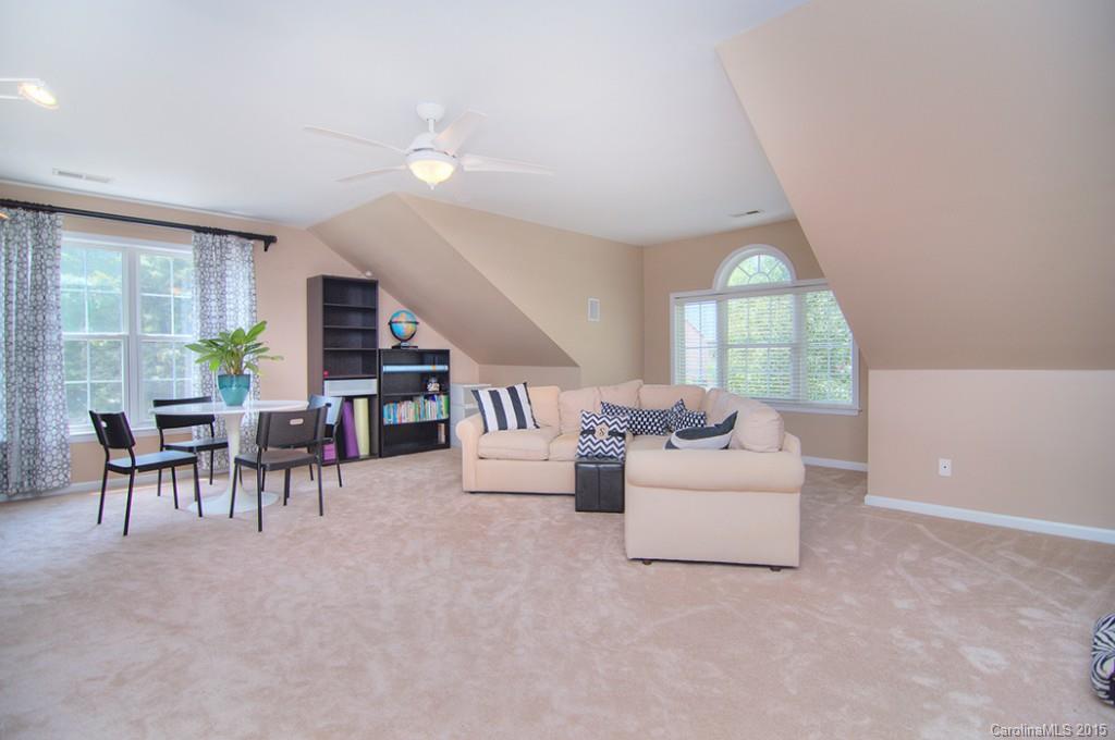 Highland Creek - Residential