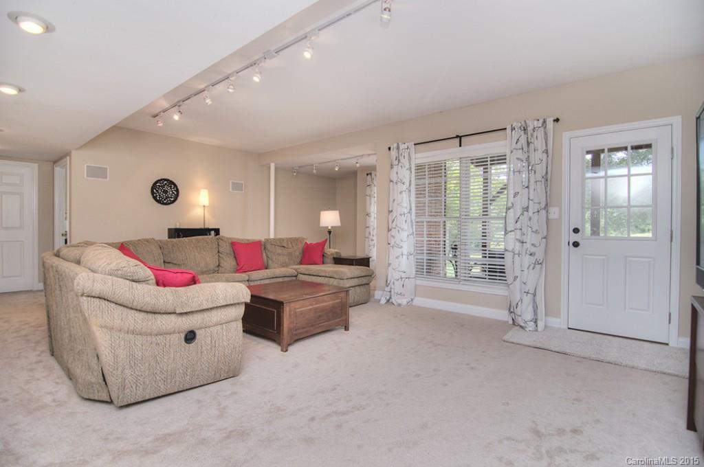 Highland Creek - Residential