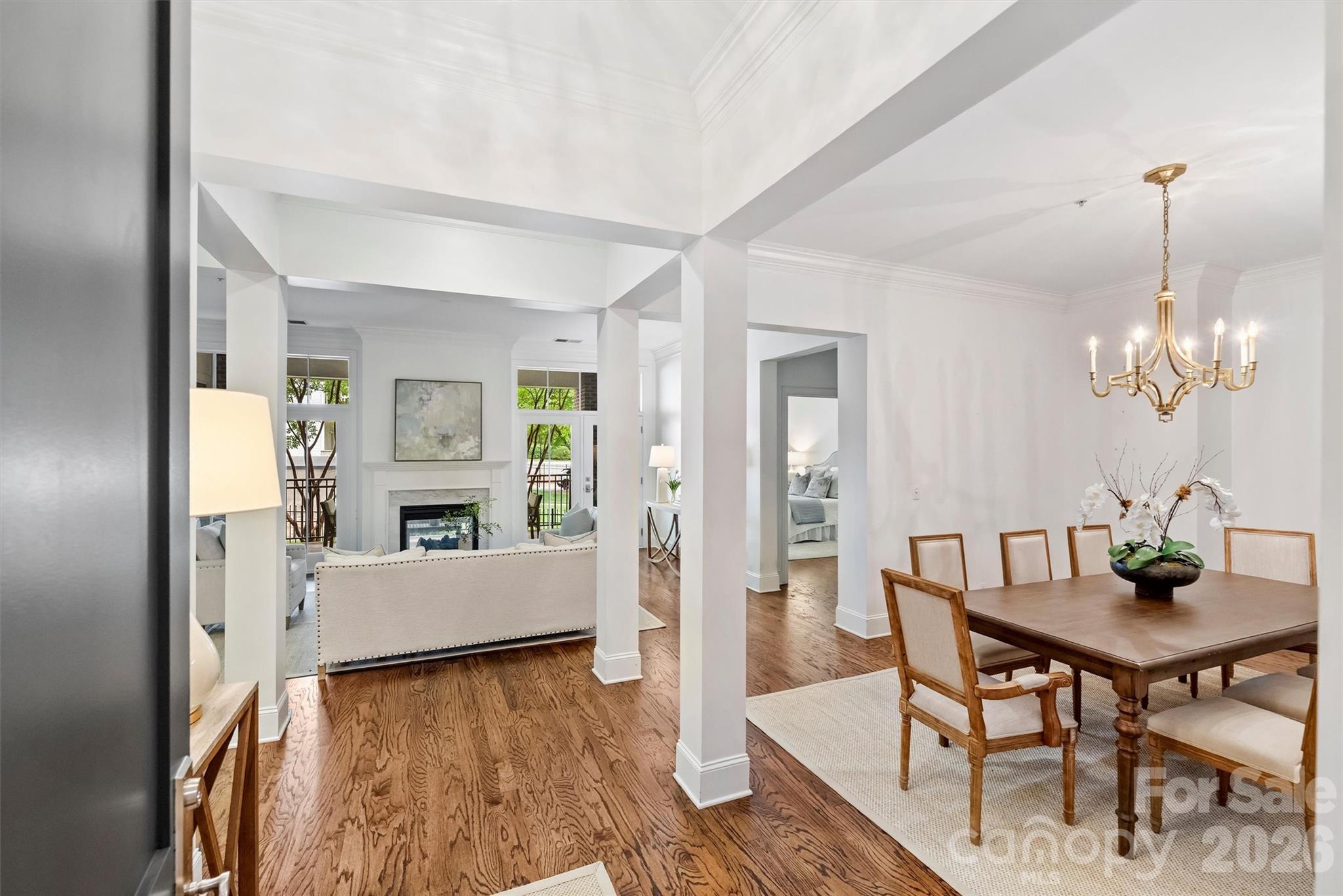 2251 Selwyn Avenue