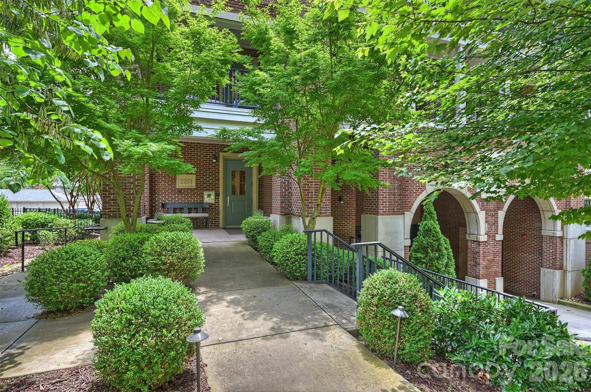 2251 Selwyn Avenue