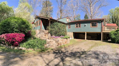 114 Walker Street Black Mountain NC 28711