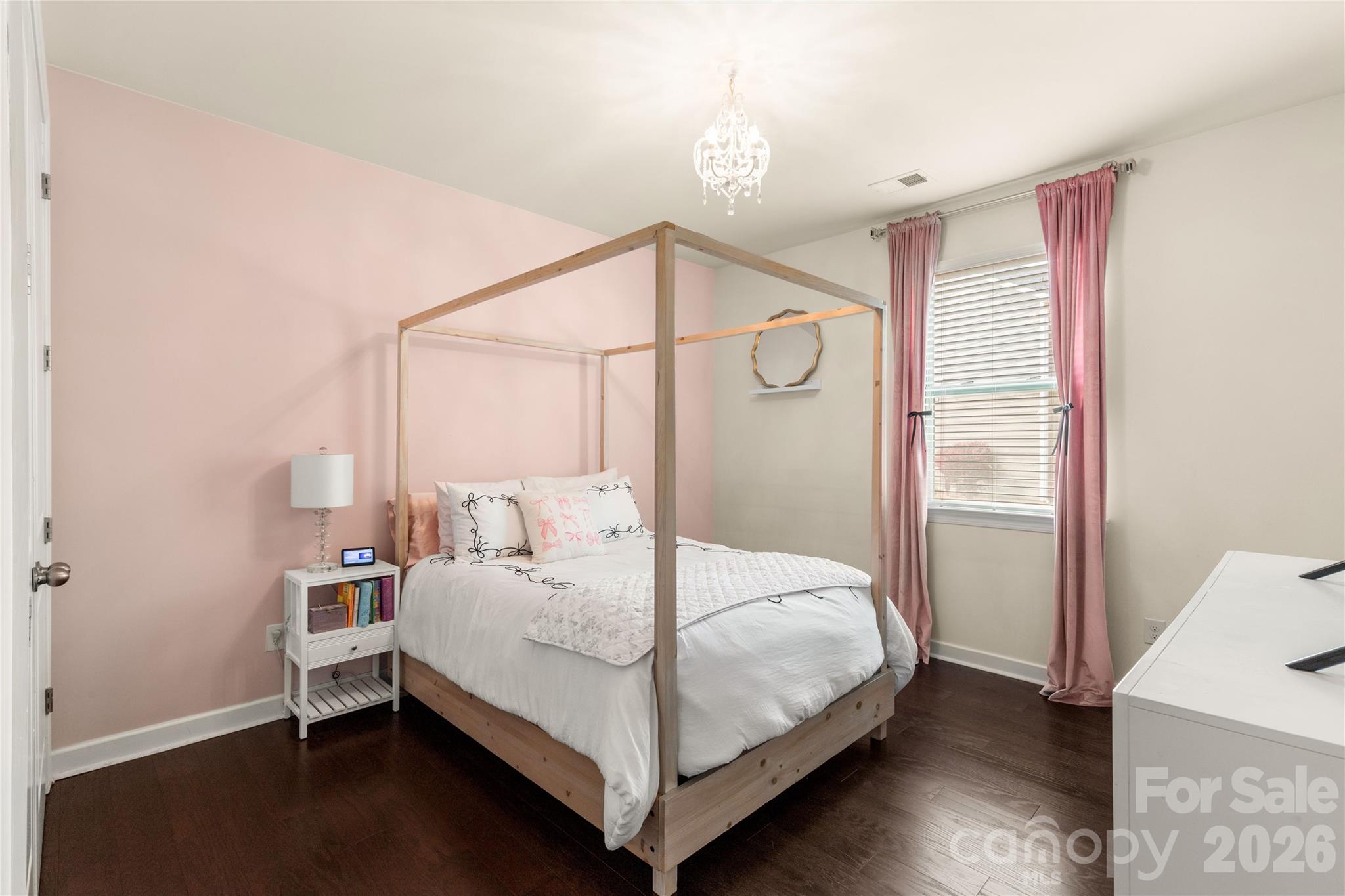 Lake Crest - Residential