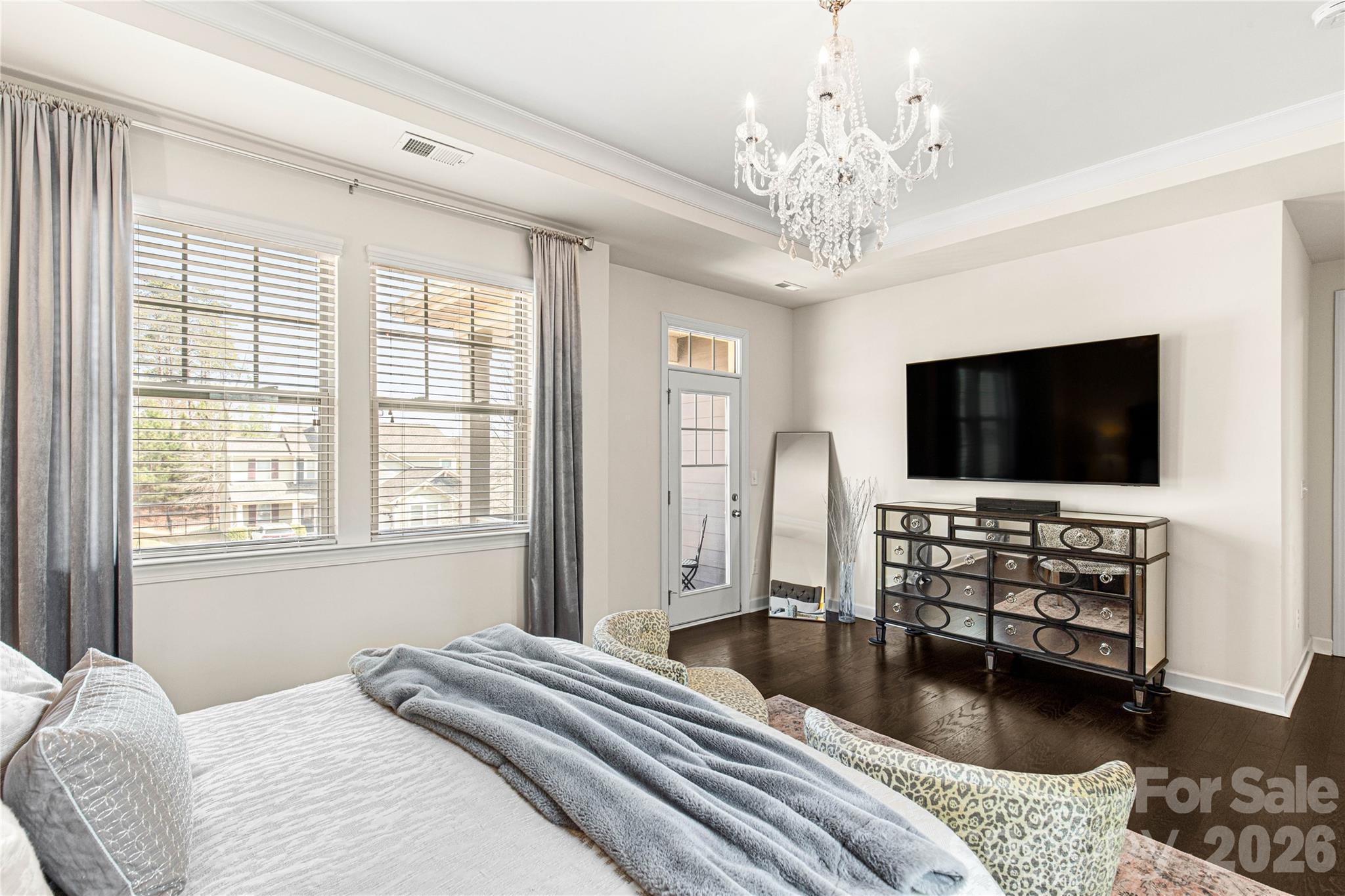 Lake Crest - Residential