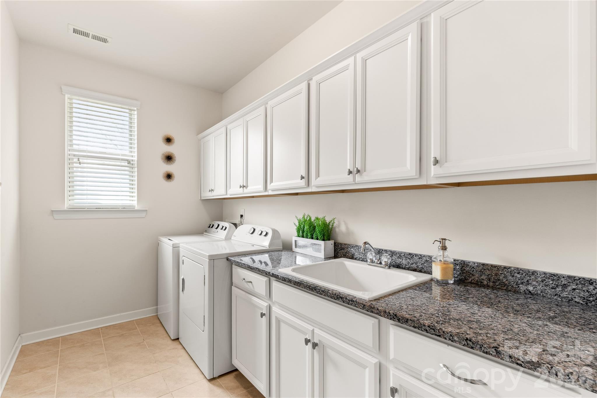 Lake Crest - Residential