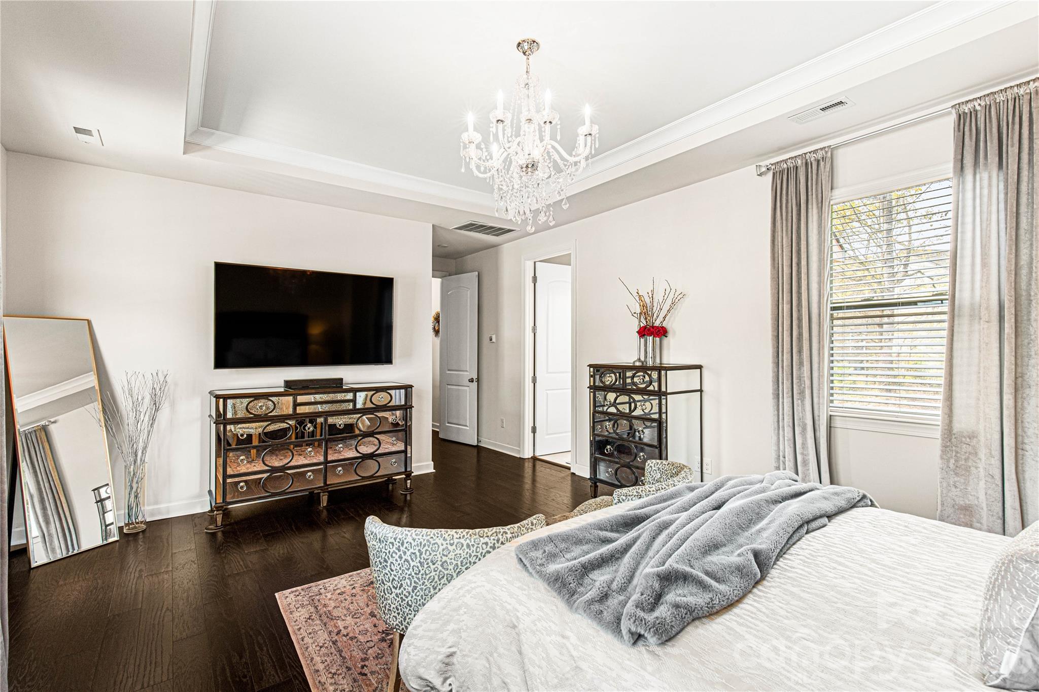 Lake Crest - Residential