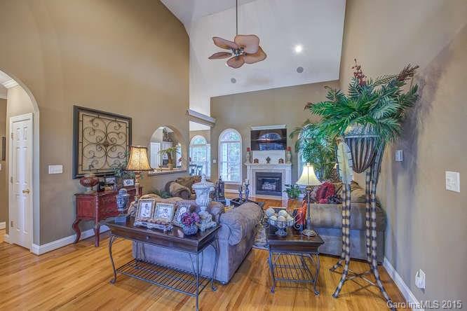 Erskine Woods - Residential