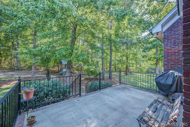 Erskine Woods - Residential