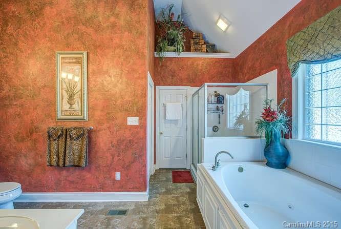 Erskine Woods - Residential