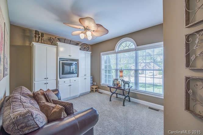 Erskine Woods - Residential