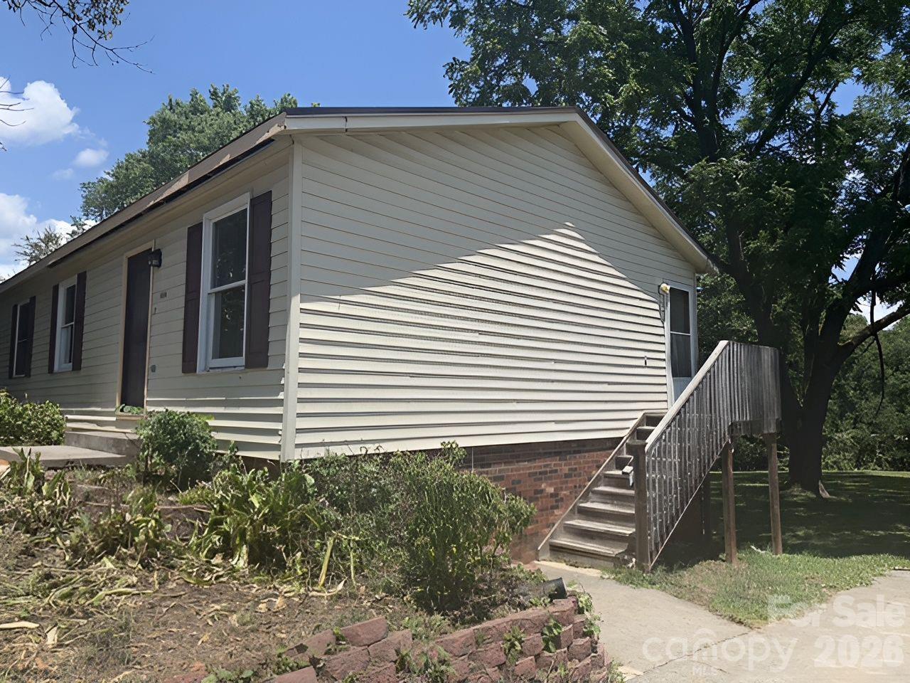 104 Whitley Road