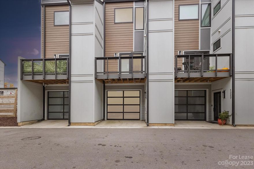 Discover the epitome of modern living in this ultra-modern townhouse nestled in the heart of Charlotte's vibrant South End. Boasting three bedrooms, three-and-a-half baths, and sleek contemporary design, this residence offers the perfect blend of style and convenience. Immerse yourself in the city's energy, with proximity to restaurants, breweries, shopping, Panther Stadium, and Uptown. The nearby light rail provides easy access to everything. Elevate your lifestyle – this townhouse is ready to welcome you home. Don't miss the sunsets on your rooftop and the spacious 2 car garage. Washer/Dryer included
