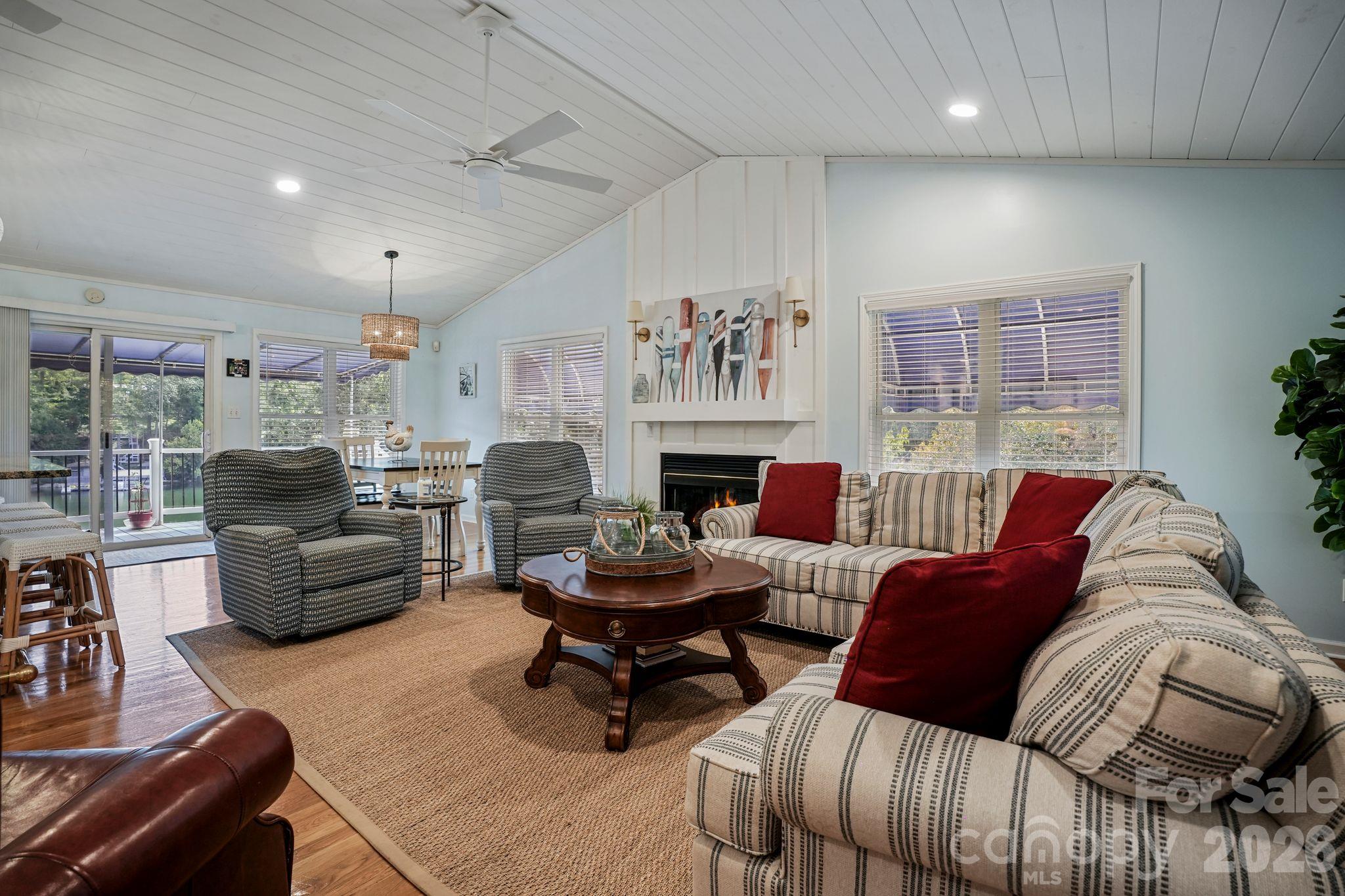 2250 Mallard Cove Drive