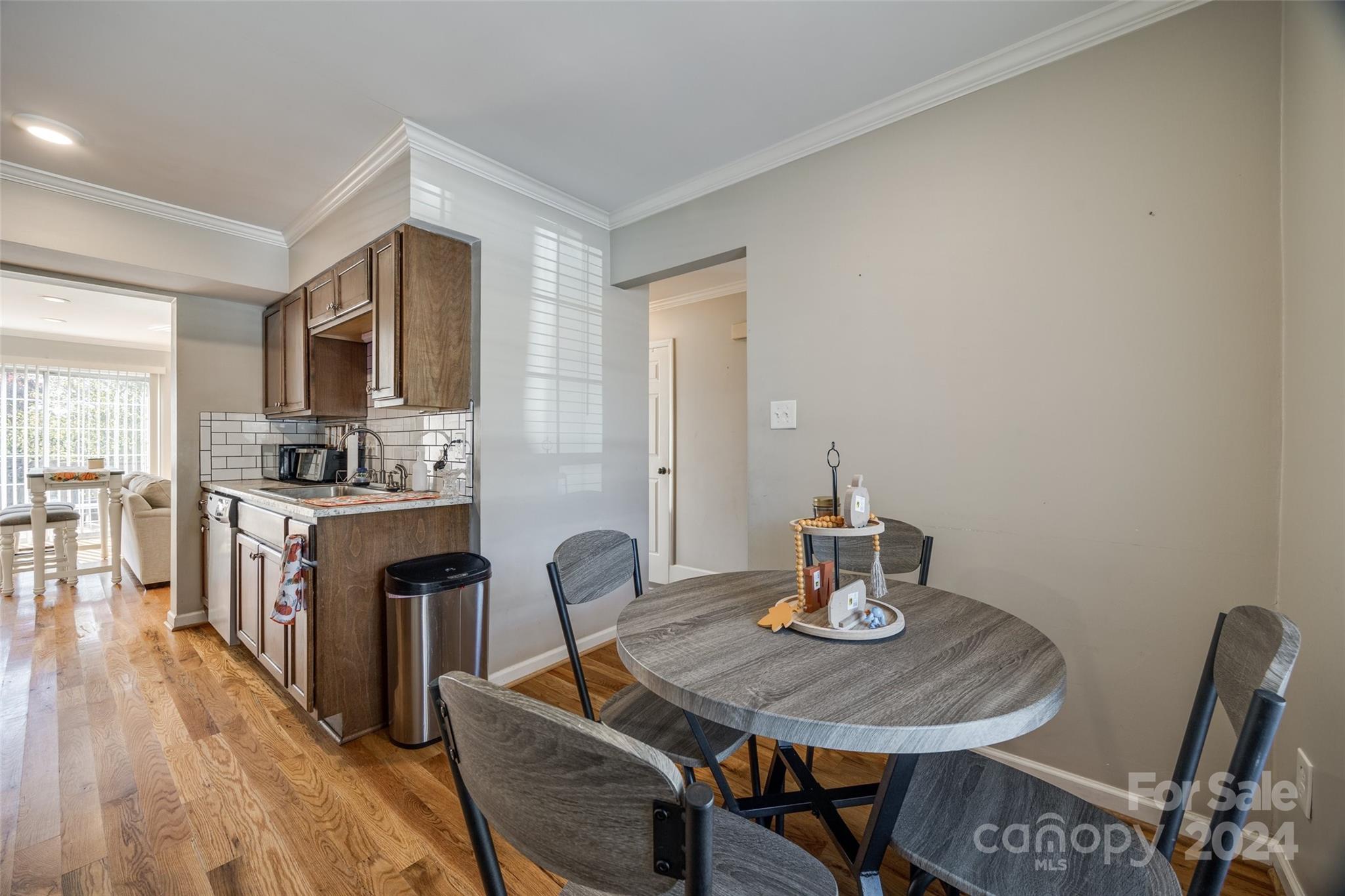 Robinwood Place - Residential