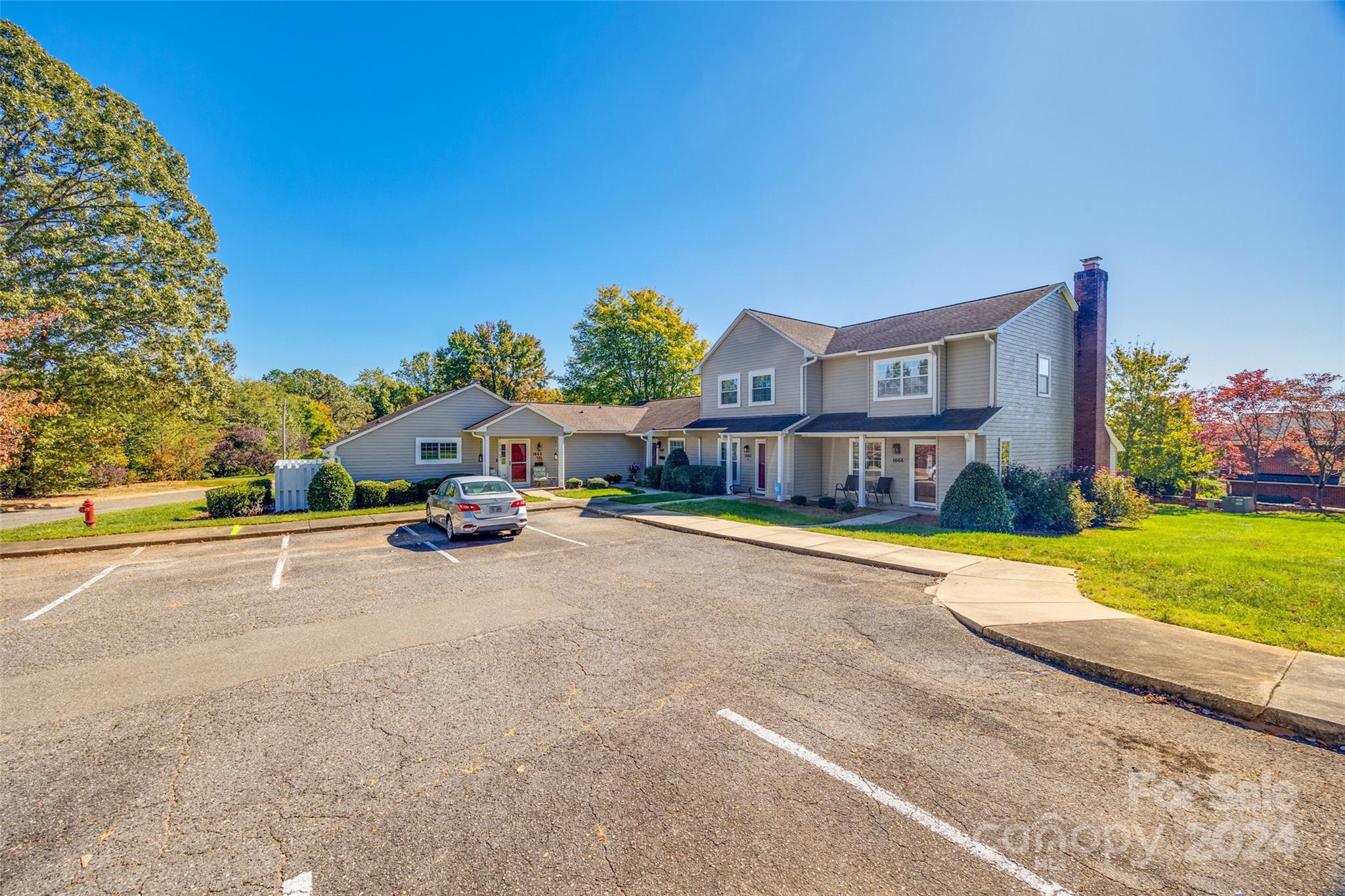 Robinwood Place - Residential