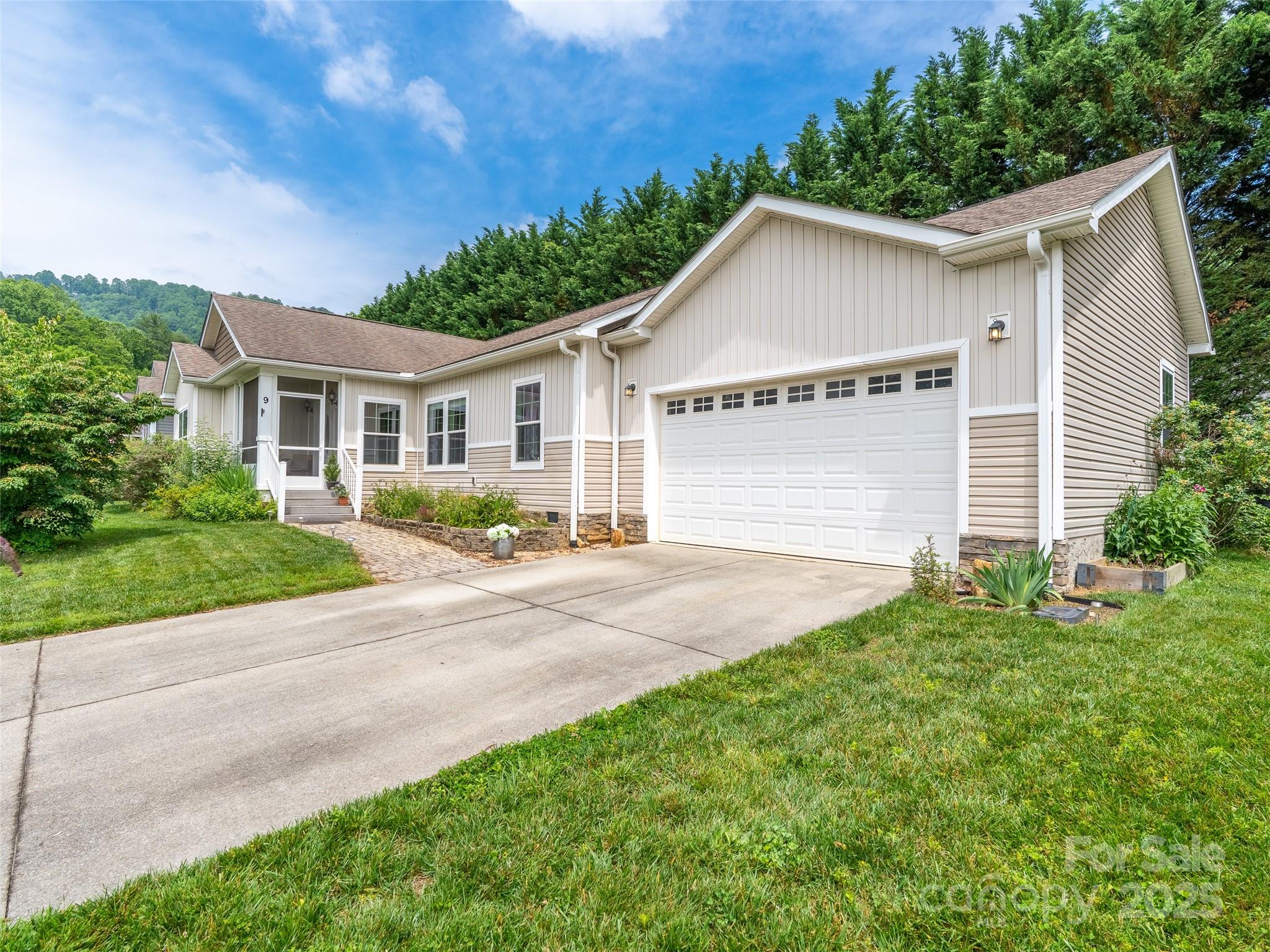 9 Farthings Drive
