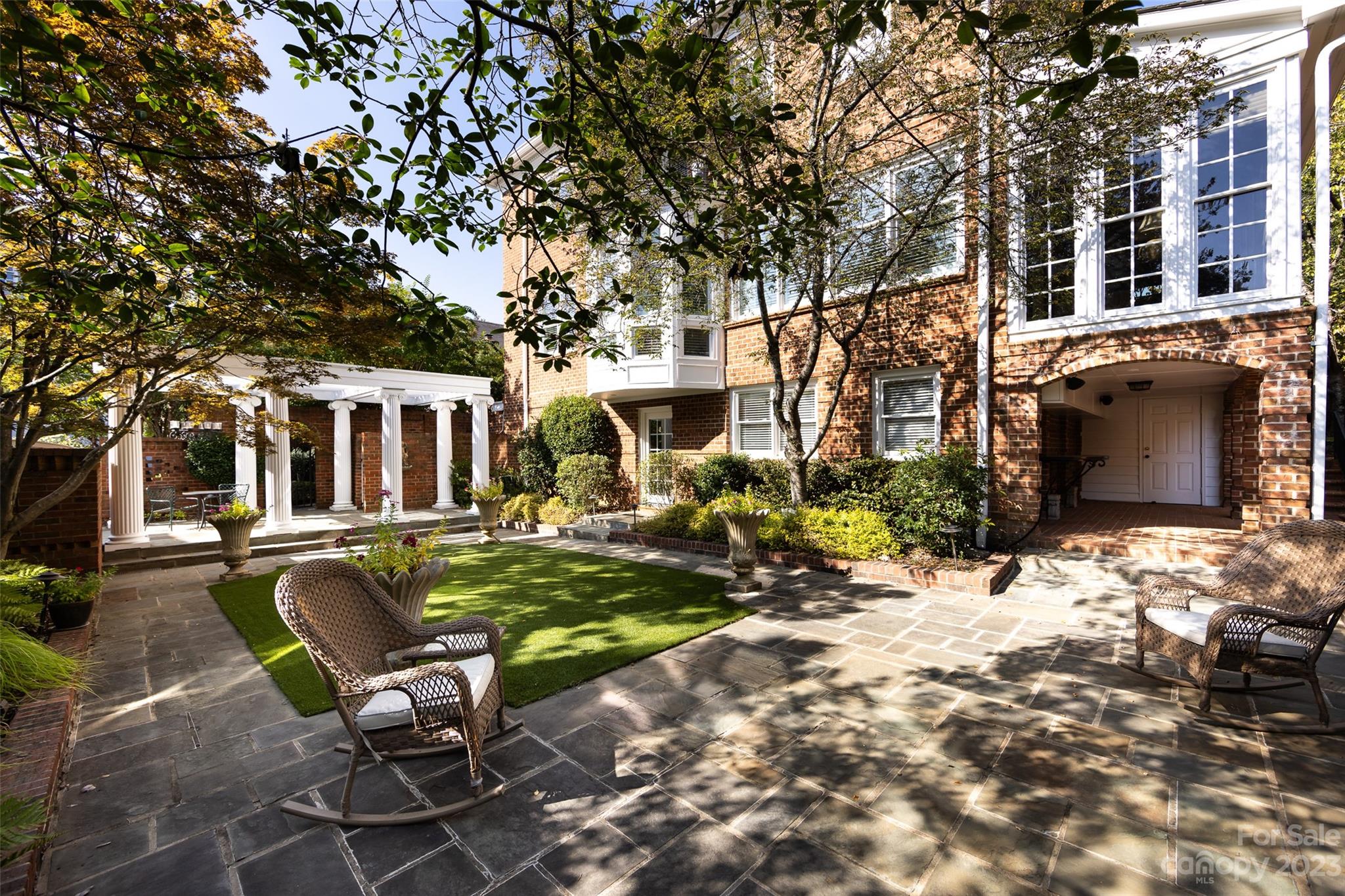 Myers Park - Residential