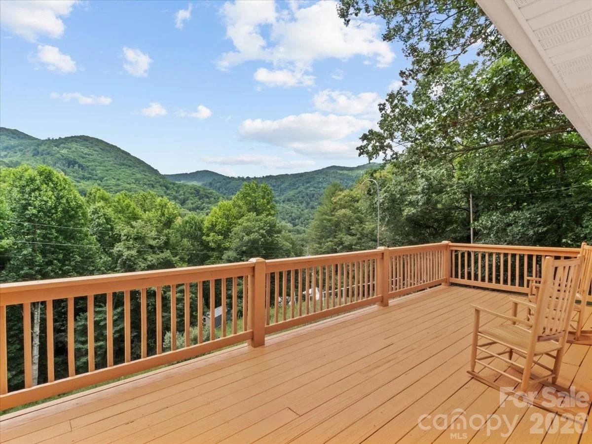 198 Florida Hill Drive, Green Mountain, NC, 28740