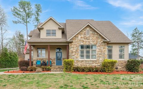 Photo of 140 Pine Bluff Drive, Mooresville, NC 28117 (MLS # 4355986)