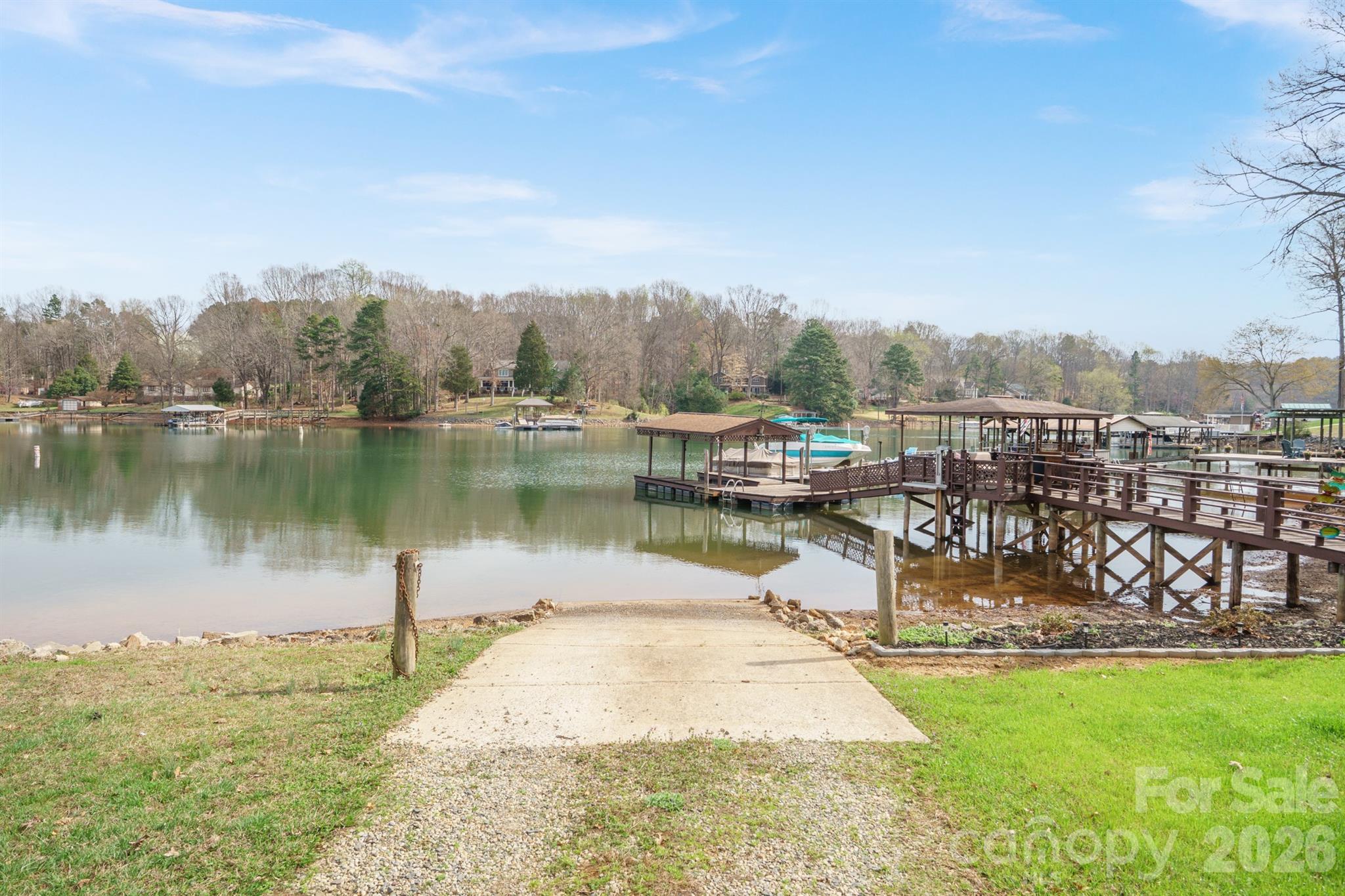 Holiday Harbor - Residential