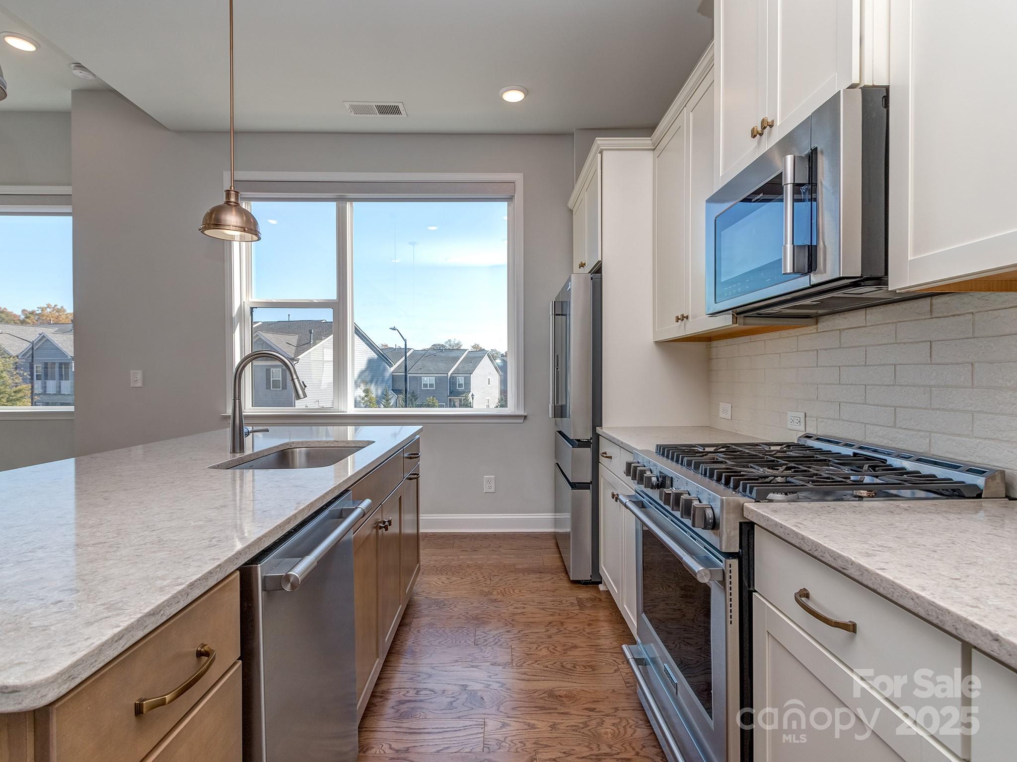 5862 Ardrey Kell Road