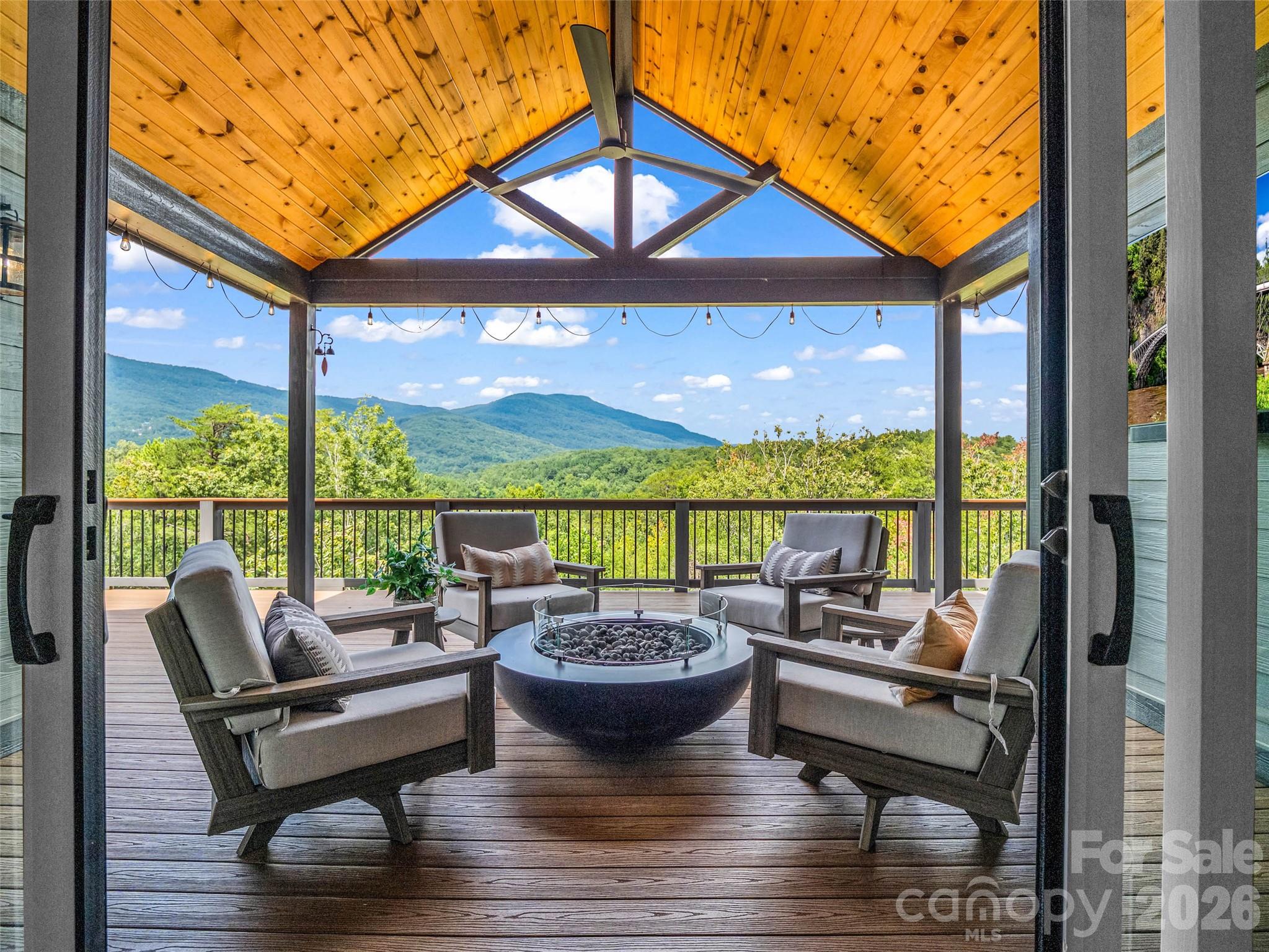 73 Jackson Ridge Lane
