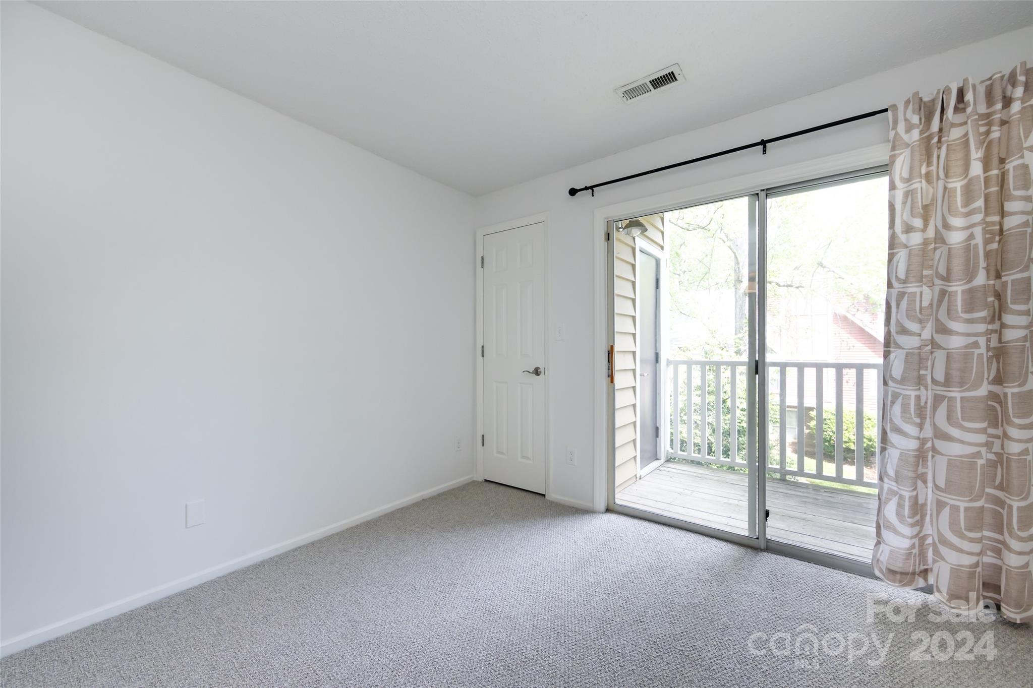 Elizabeth - Residential