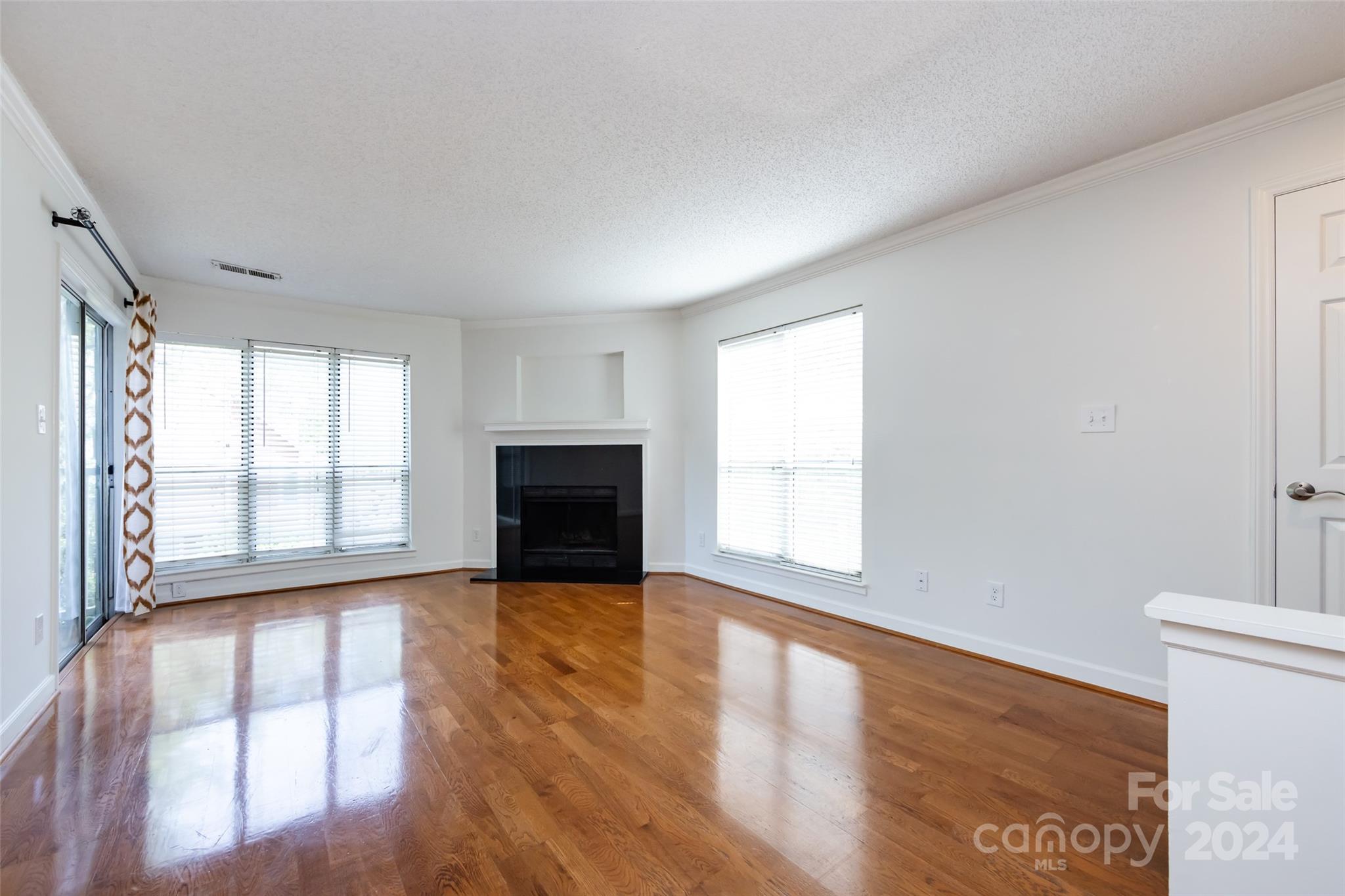 Elizabeth - Residential