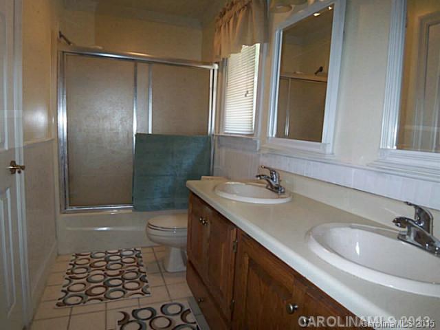 Lakeside - Residential Lease