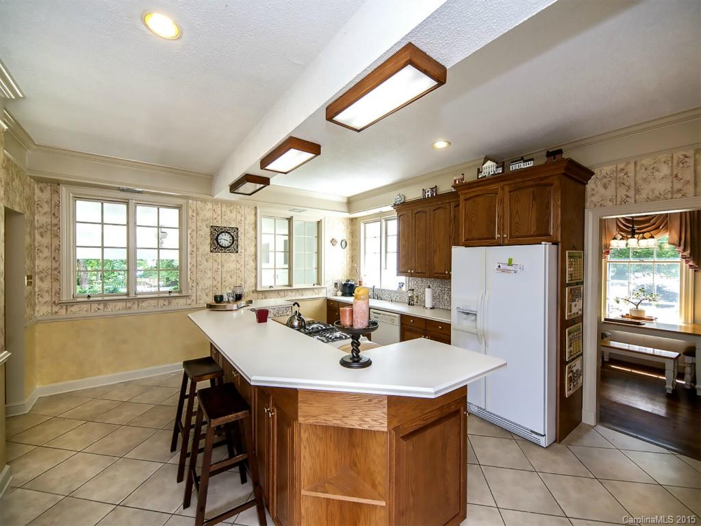 Country Club Estates - Residential