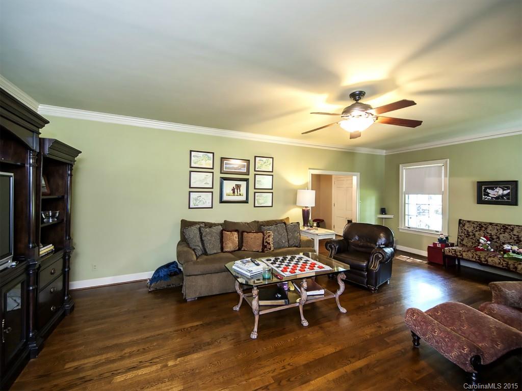 Country Club Estates - Residential