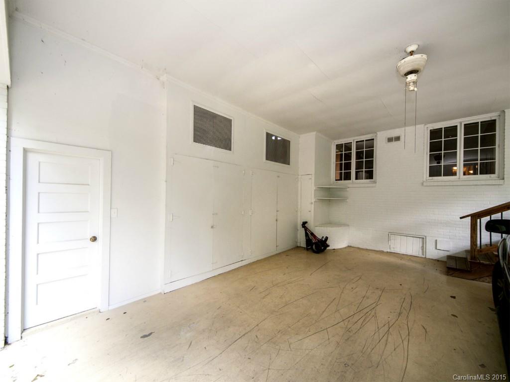 Country Club Estates - Residential