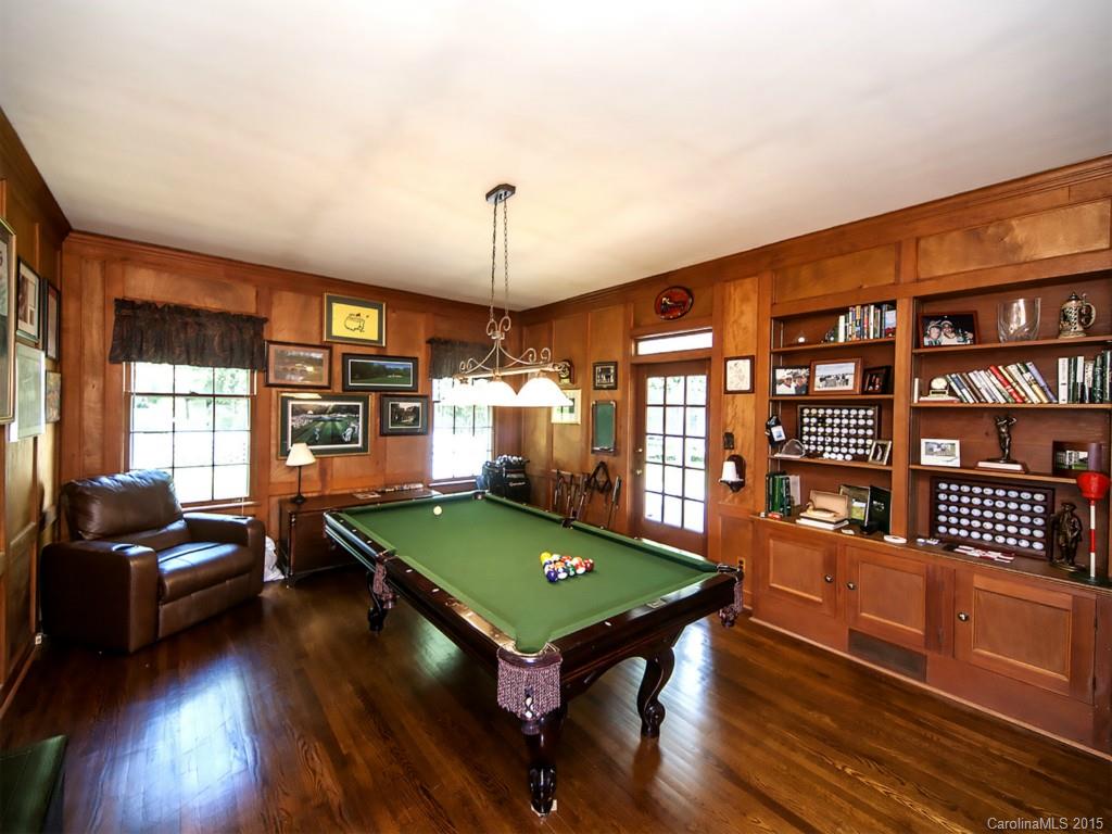 Country Club Estates - Residential