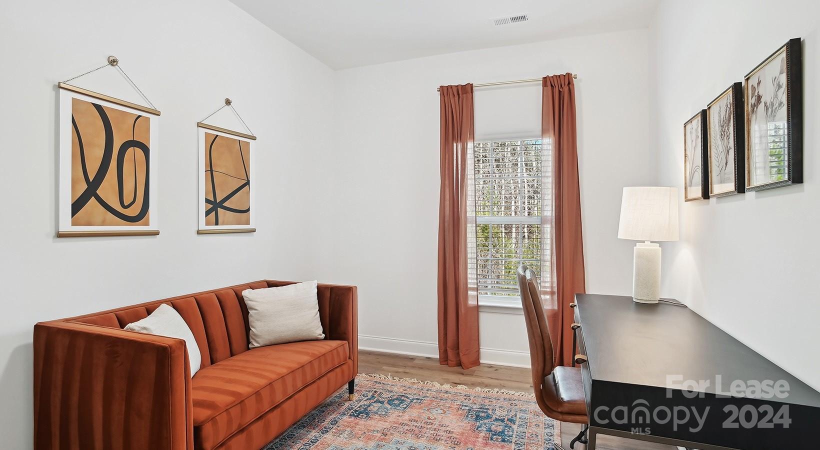 Charlotte, North Carolina 28216, United States, 4 Bedrooms Bedrooms, ,3 BathroomsBathrooms,Residential,Active,54167