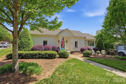 303 South Street Davidson NC 28036