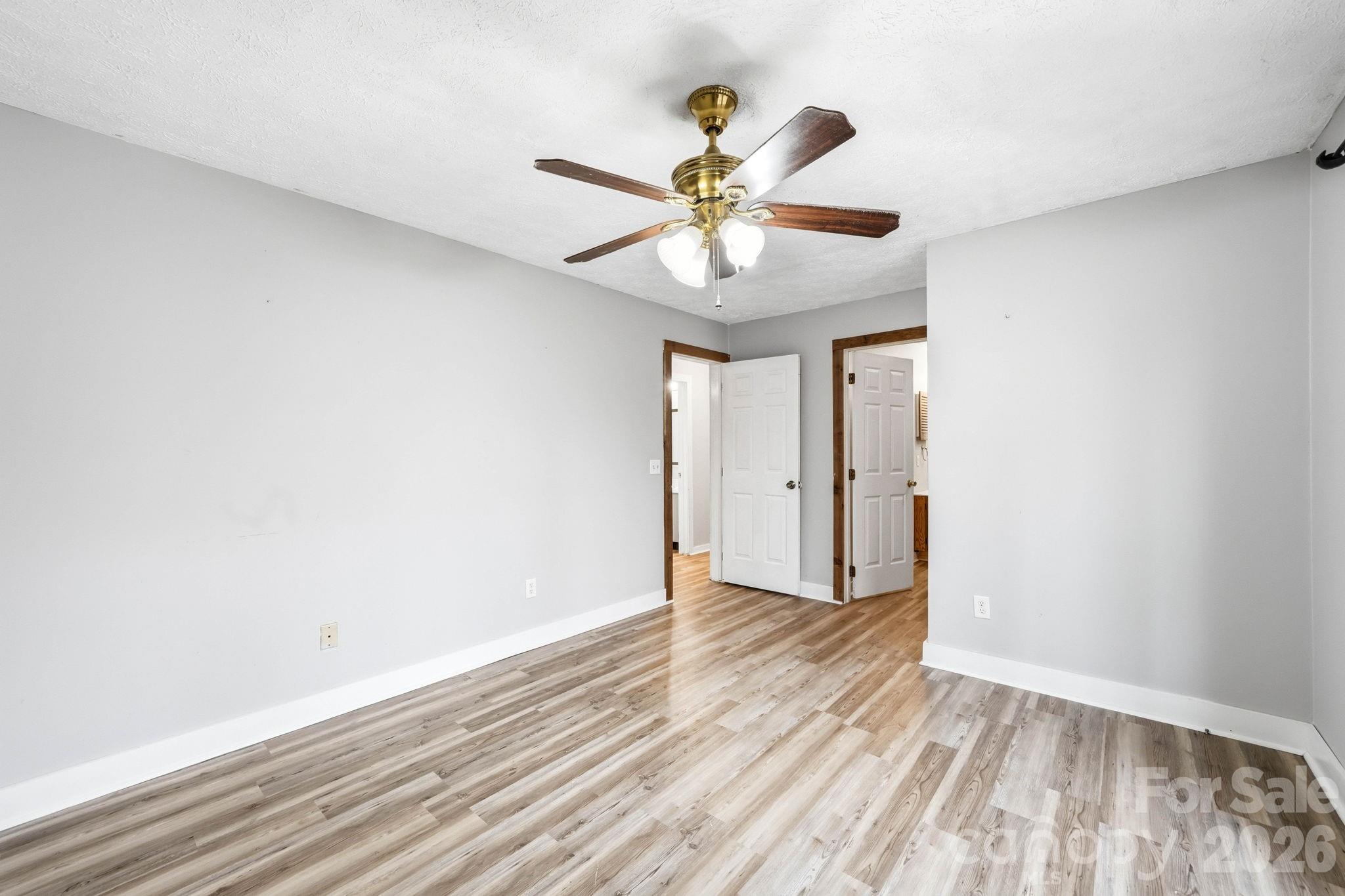 Cinnamon Woods - Residential