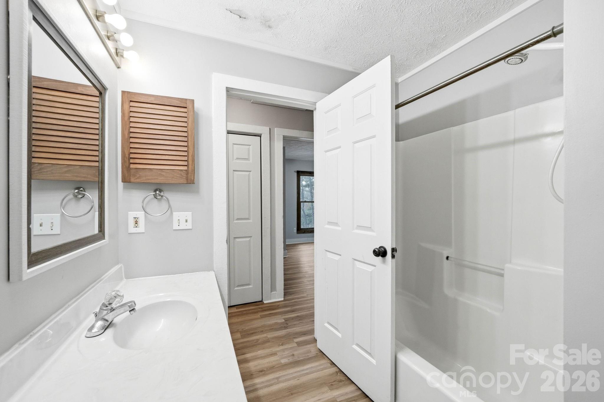 Cinnamon Woods - Residential