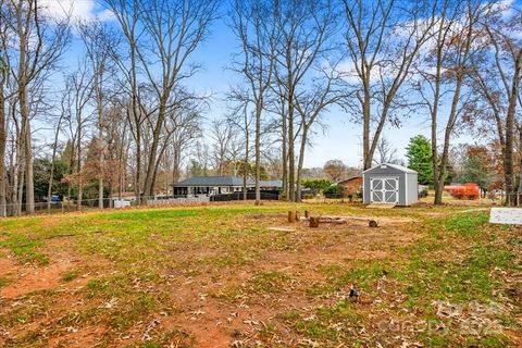 A home in Kernersville