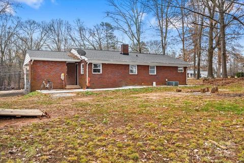 A home in Kernersville