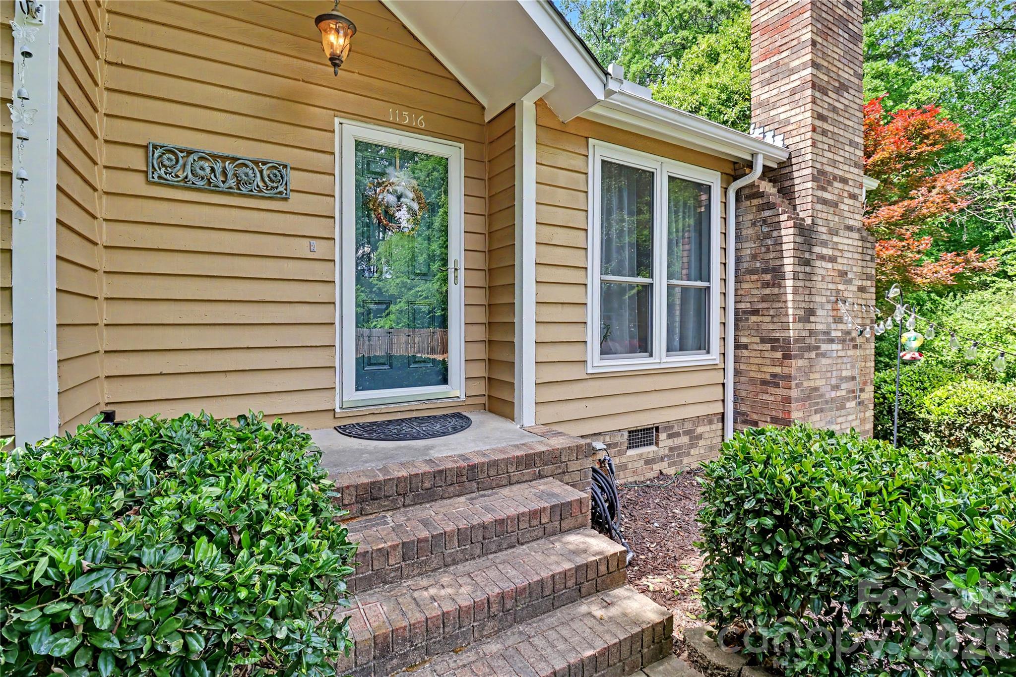 11516 Moonridge Drive