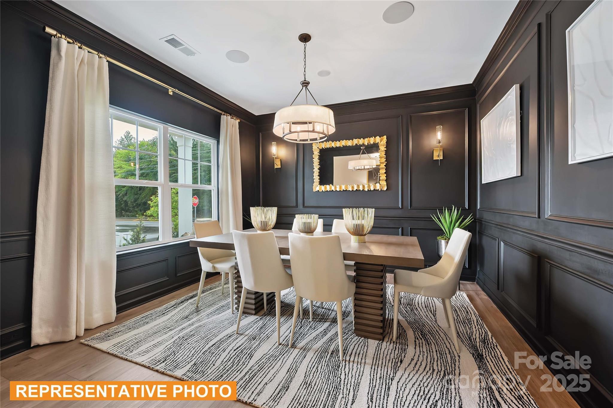 529 Hullview Vista