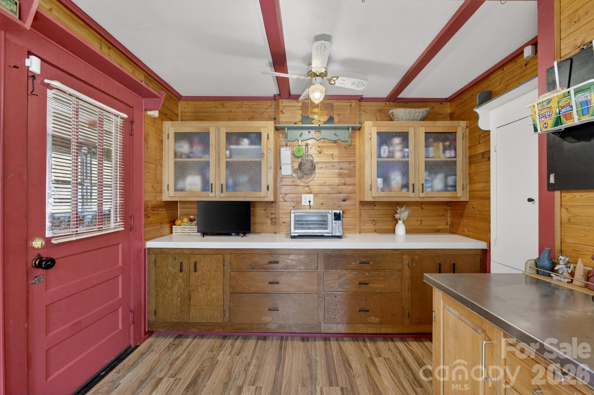 828 Jamestown Road