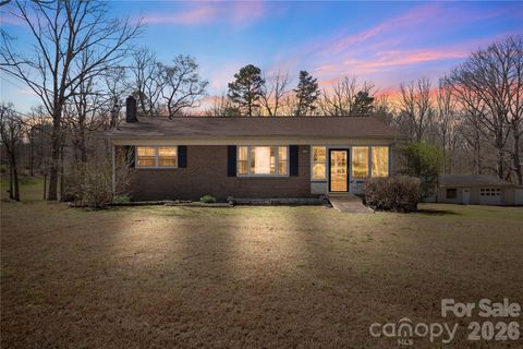 4177 Boggs Road Claremont NC 28610