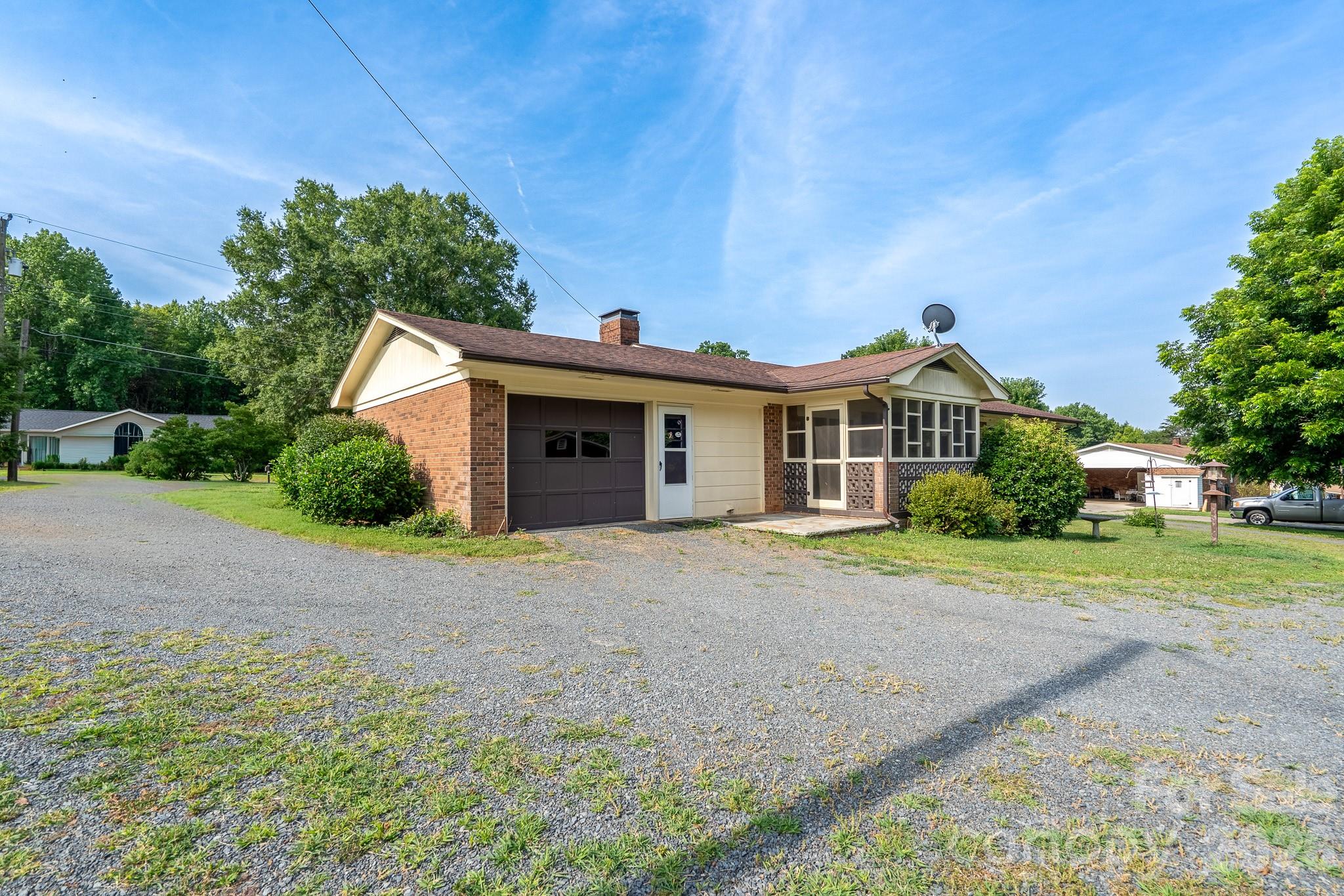 122 Lowder Road