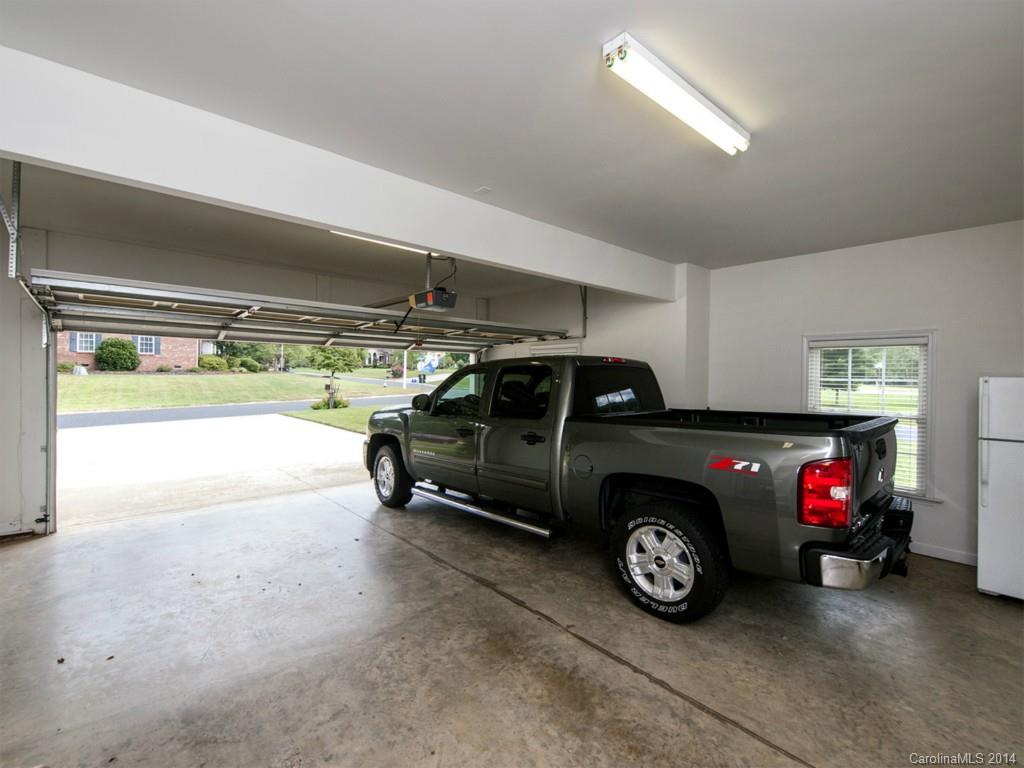 Miller Pond - Residential