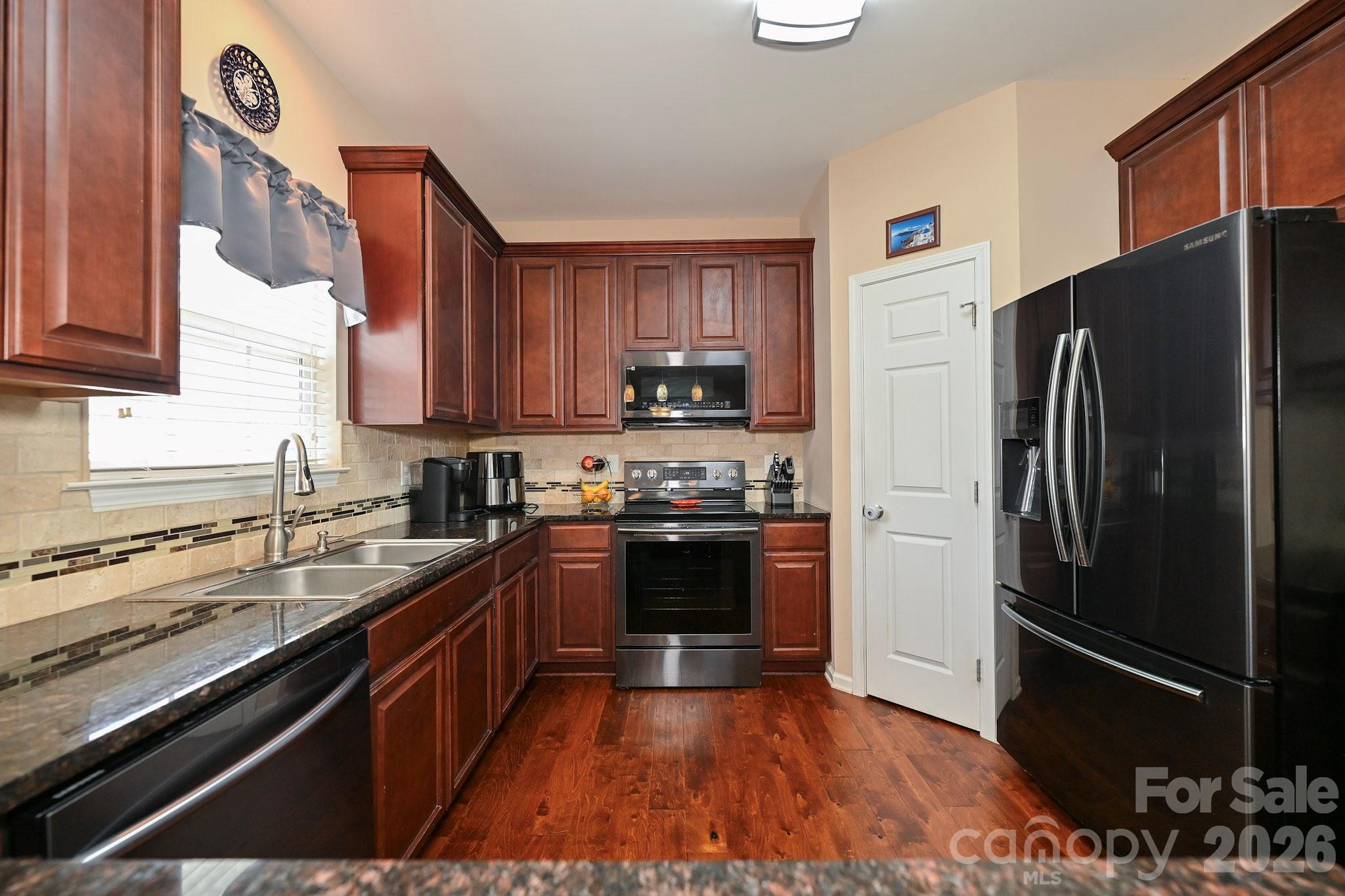 Riverwalk - Residential