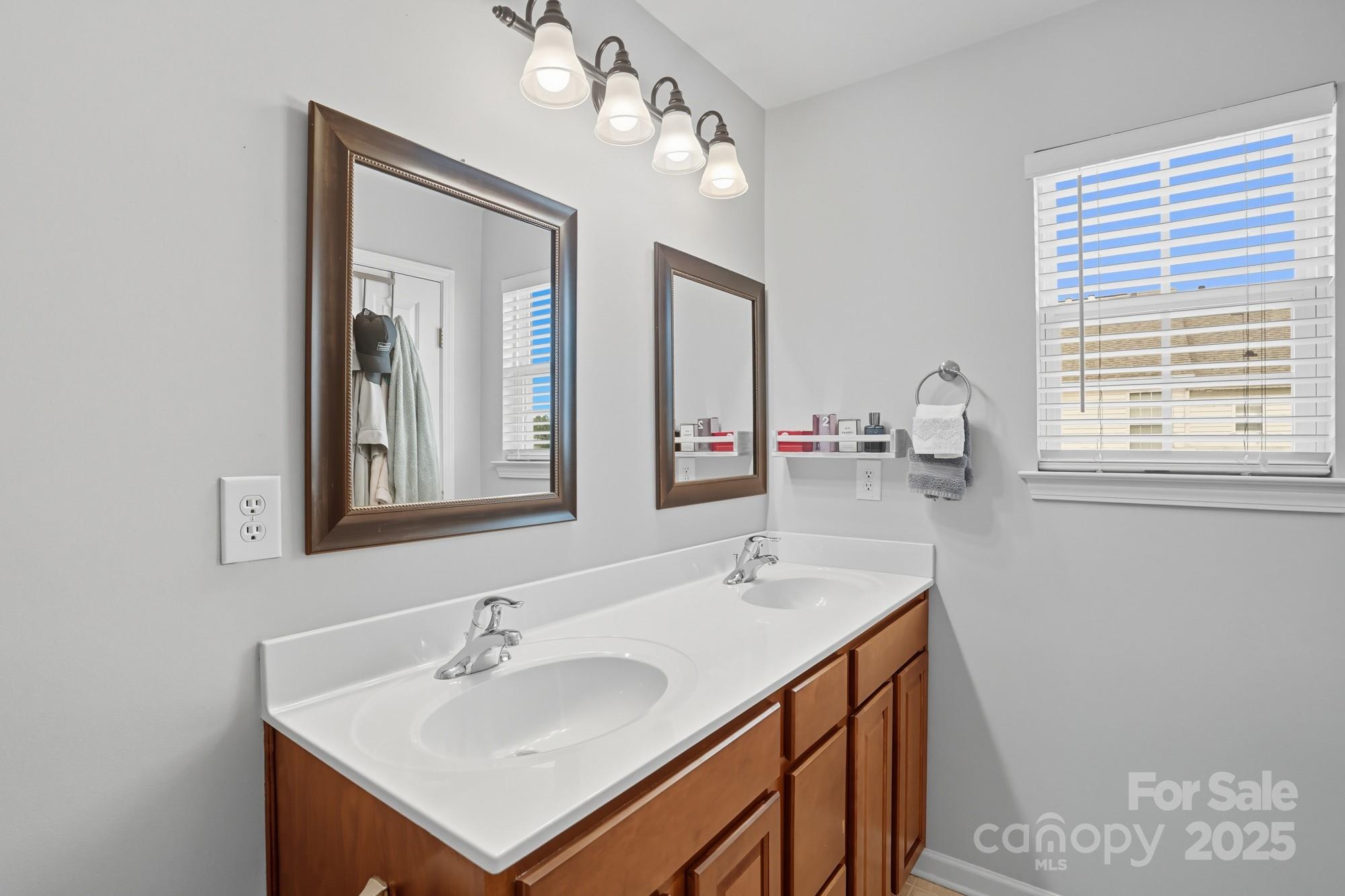 Kingsley - Residential