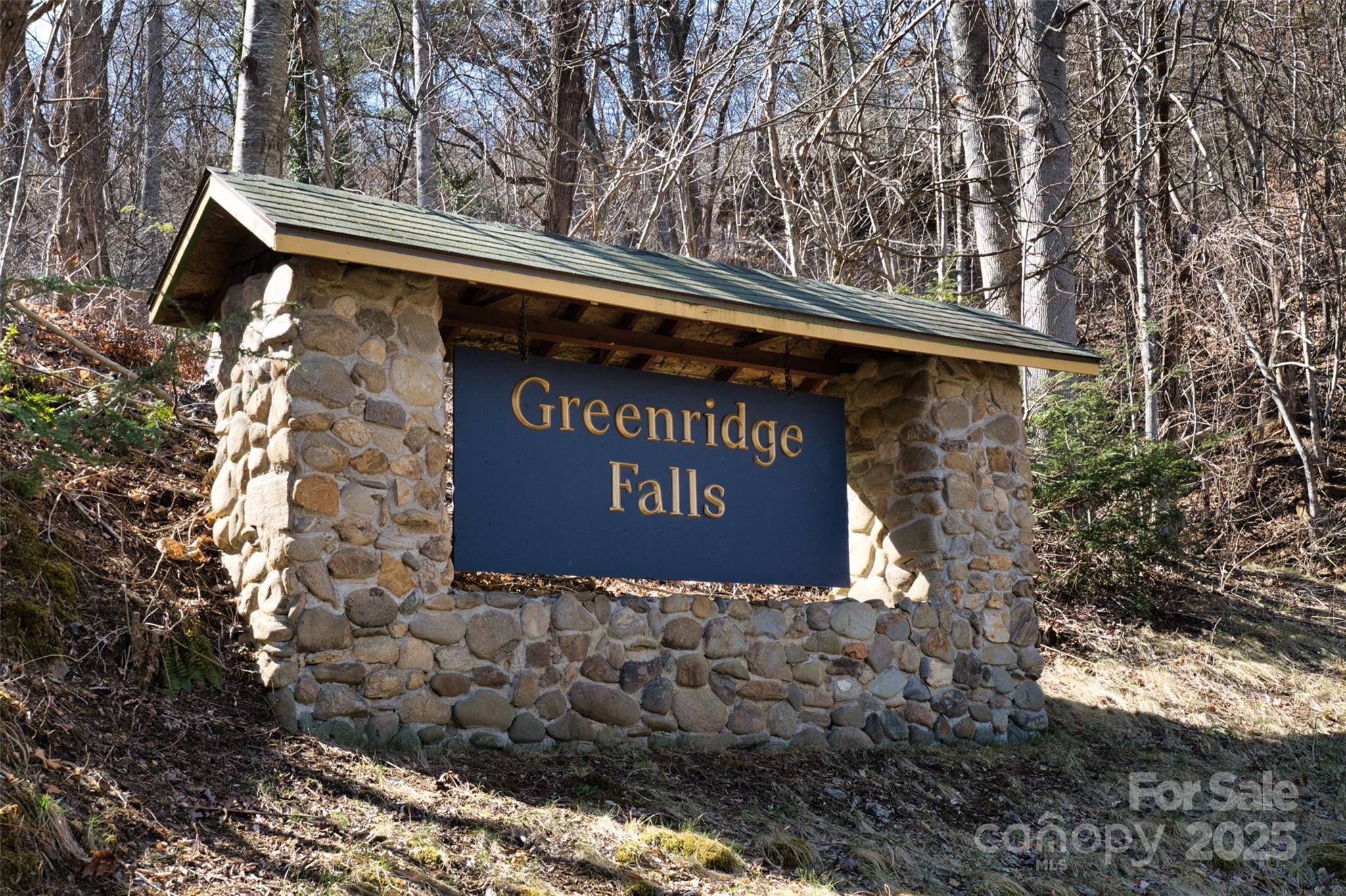 Greenridge Falls - Land