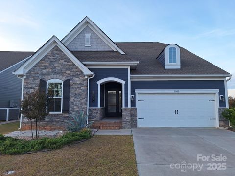 Photo of 8000 Millbridge Parkway, Waxhaw, NC 28173 (MLS # 4315662) Photo of 8000 Millbridge Parkway, Waxhaw, NC 28173 (MLS # 4315662)